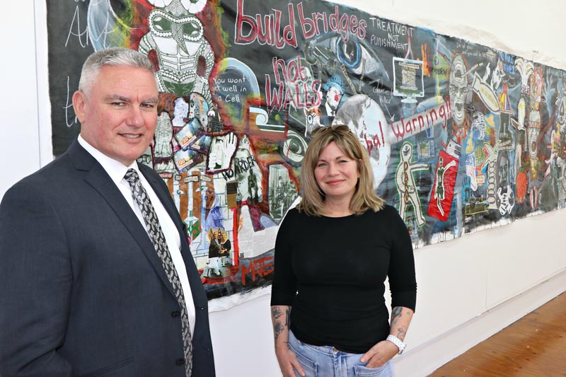 Minister for Corrections Hon Kelvin Davis with Beth Hill, who manages the Northland Region Corrections Facility arts programme.