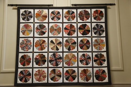 The Dresden Plate Quilt in Parliament House